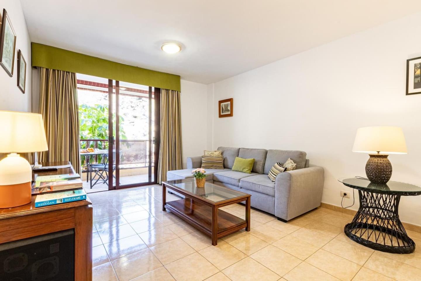 Peaceful One Bedroom *