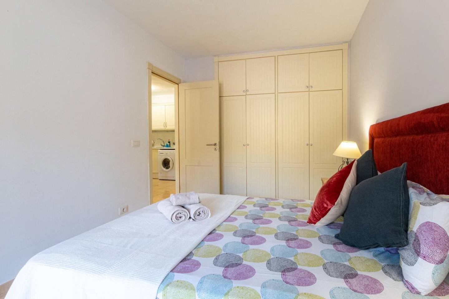 Peaceful One Bedroom *